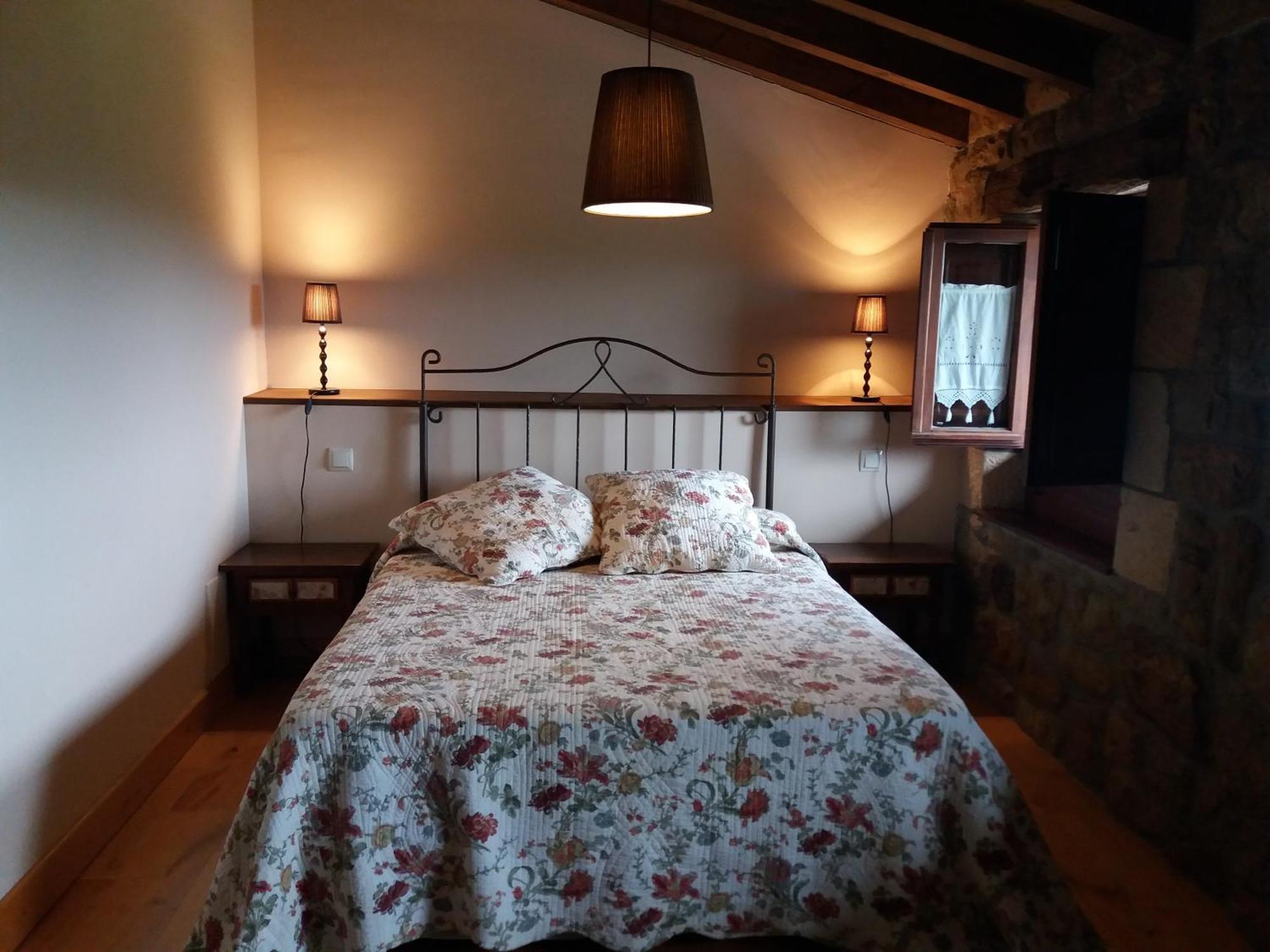 Fuente De Gueelo Guest House San Bartolomé de Meruelo Екстериор снимка