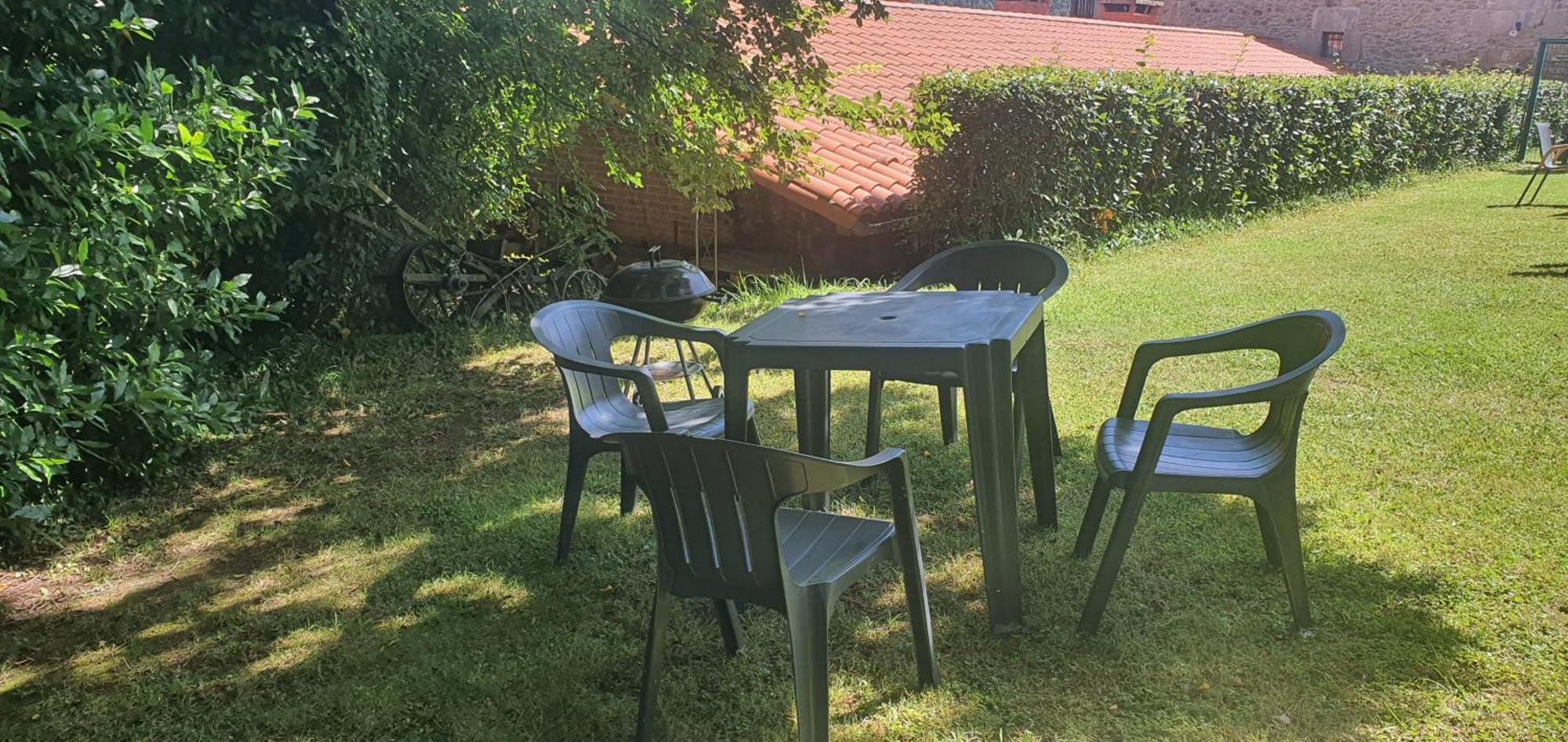 Fuente De Gueelo Guest House San Bartolomé de Meruelo Екстериор снимка